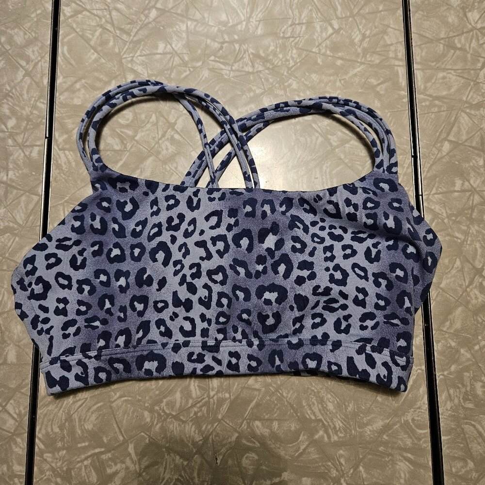 GapFit women's purple leopard print Eclipse sports bra